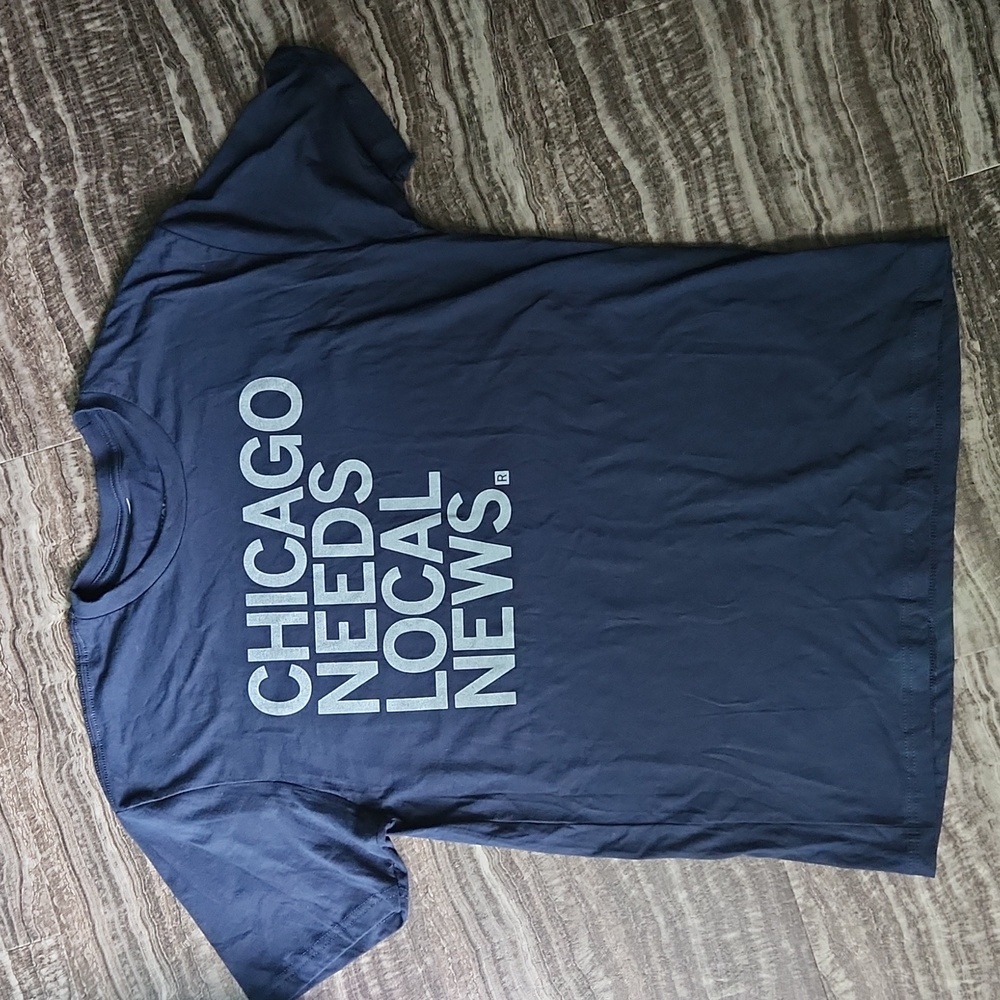 Raygun "Chicago needs local news" t-shirt